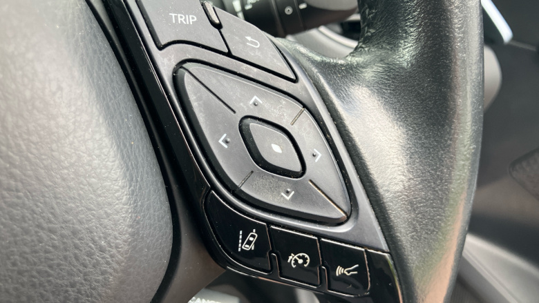 Toyota C-HR 1.8 Hybrid Design 5dr CVT Hybrid Hatchback